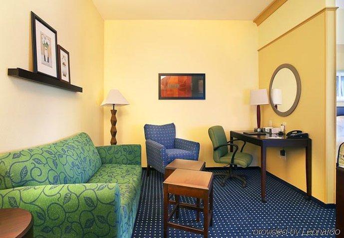 Springhill Suites By Marriott Oklahoma City Airport מראה חיצוני תמונה